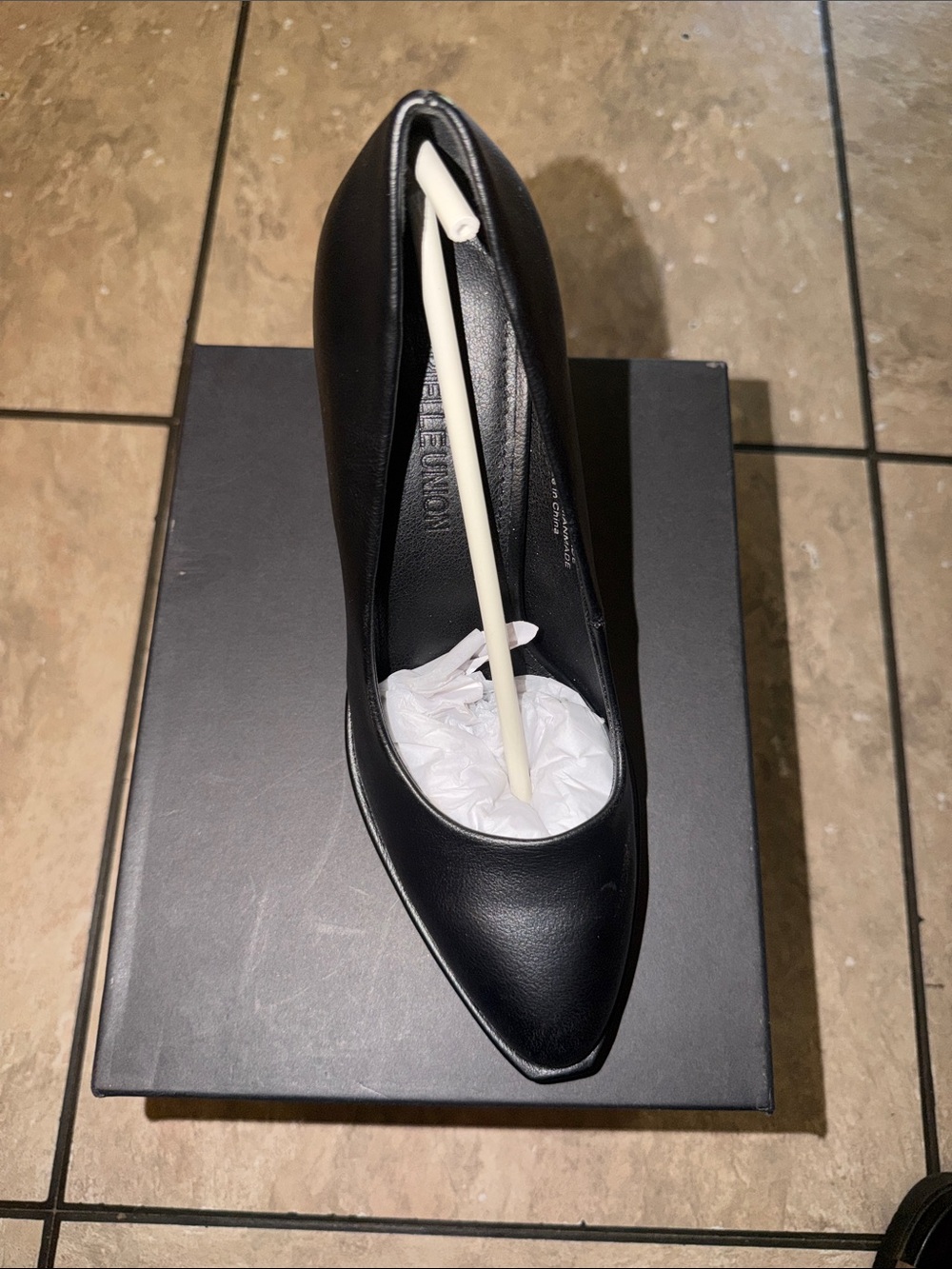 Classic Black Pointed Leather Pump